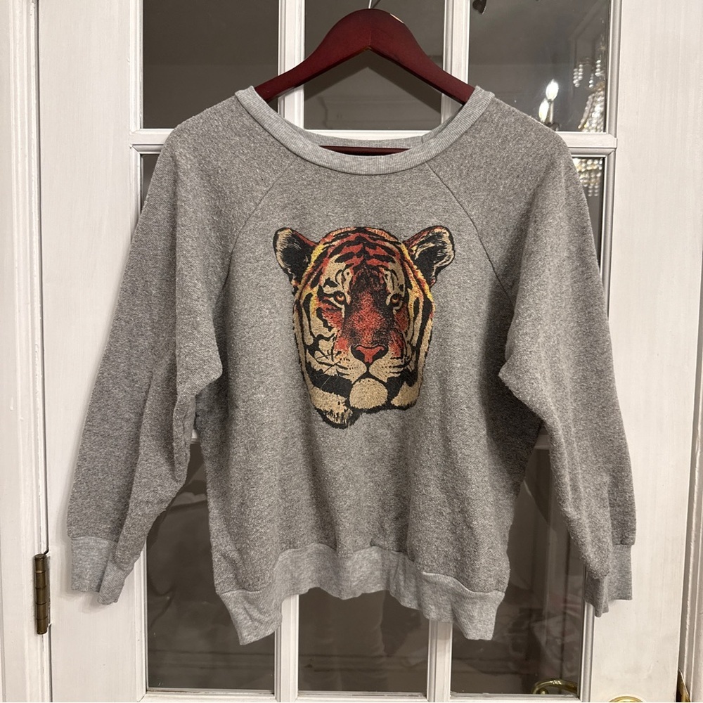 A FINE LINE Revolve Women's Gray Tiger Print Sweatshirt Size M